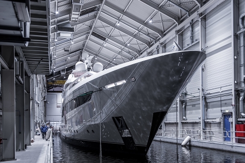 Feadship Somnium близится к завершению