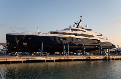 Верфь BENETTI спустила на воду моторную суперяхту "ZAZOU”