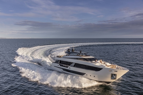 Ferretti Yachts 1000