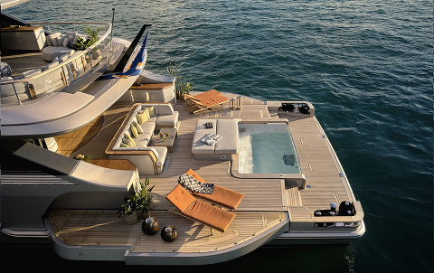 BENETTI OASIS DECK ™