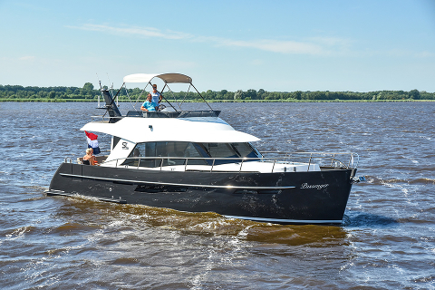 SL Discovery 45 Flybridge - мировая премьера