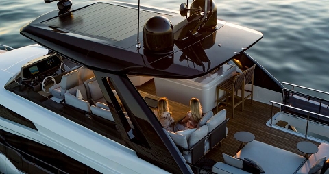 Ferretti Yachts 780