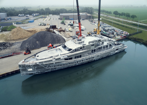 SkyFall от Heesen - пройден важный этап!