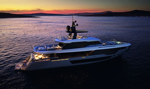 Azimut Yachts добавила две модели в линейку Grande