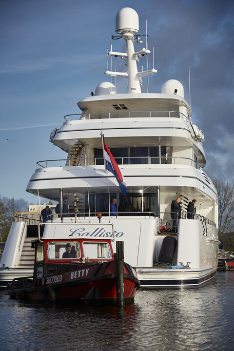 Feadship спустила на воду суперяхту Callisto