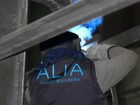 Alia Yachts заложила корпус для строительства новой 60-метровой суперяхты