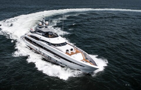 Heesen Yachts передала владельцу 50-метровую суперяхту Book Ends