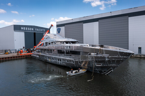Heesen Yachts вышла на новую стадию строительства суперяхты Jade