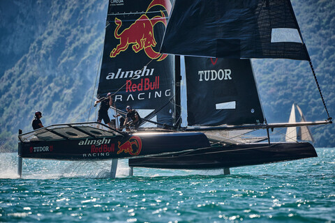 Команда Spindrift выиграла регату Malcesine Cup