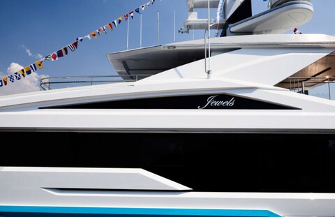 Turquoise Yachts спустила на воду 53-метровую суперяхту Jewels