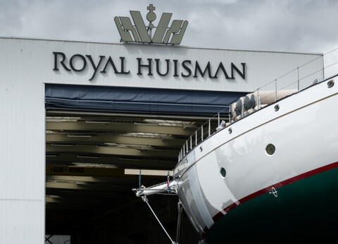 Royal Huisman завершила рефит шхуны Athos