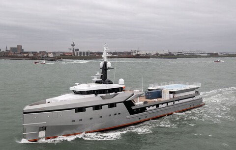 Damen Yachting начала тестировать на воде флагман линейки Yacht Support