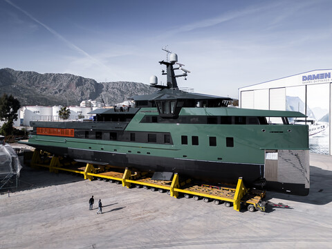 Damen Yachting спустила на воду суперяхту SeaXplorer 58