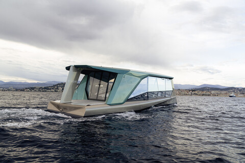 BMW и TYDE представили новую электрическую яхту
