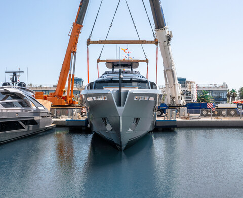 Ferretti Group спустила на воду второй корпус Pershing GTX116