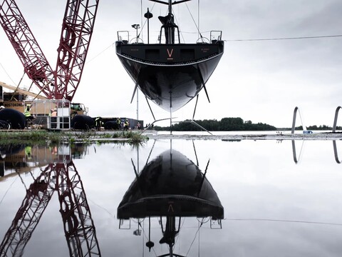 Baltic Yachts показала новые фотографии инновационной суперяхты Raven