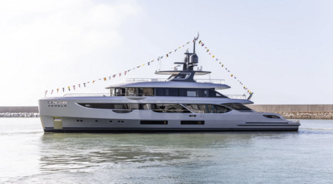 Benetti спустила на воду 14-ю суперяхту Oasis 40M