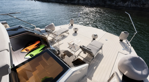 Mazu Yachts показала интерьеры своей первой суперяхты Waterlily