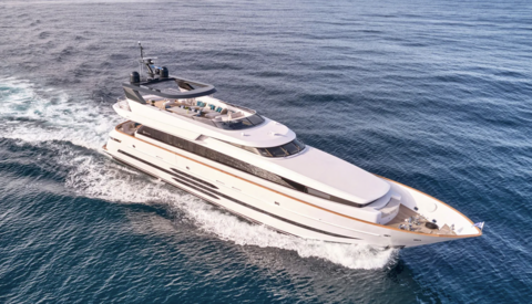 Golden Yachts спустила на воду 33-метровую суперяхту O’Riana