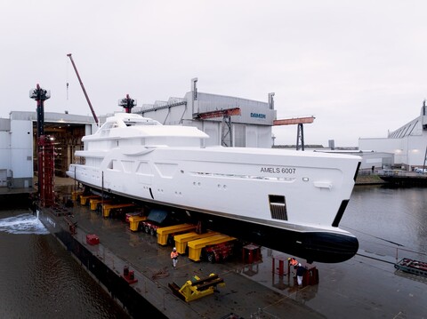 Damen Yachting начала отделку седьмого корпуса Amels 60