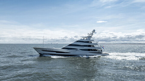 Royal Huisman тестирует на воде крупнейший в мире спортфишер