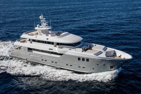 Monaco Yacht Show 2016: официальное знакомство с Gipsy