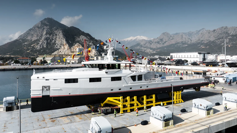 Damen Yachting cпустила на воду третью суперяхту Yacht Support 53