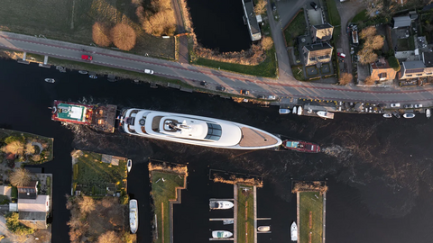 Feadship спустила на воду 80-метровую суперяхту