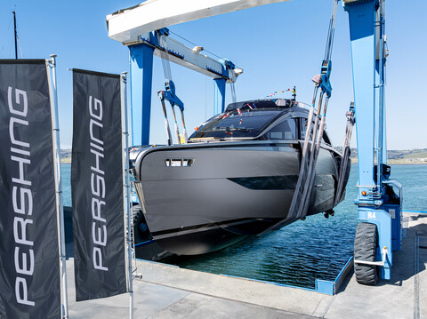 Верфь Pershing спустила на воду первую яхту GTX70