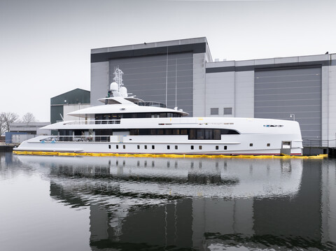 Heesen продала новую суперяхту Orion
