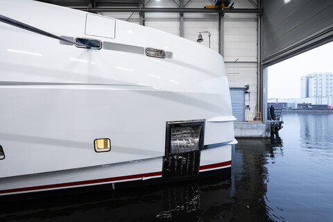 Heesen продала новую суперяхту Orion