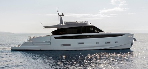 Azimut представила инновационную яхту Seadeck 7