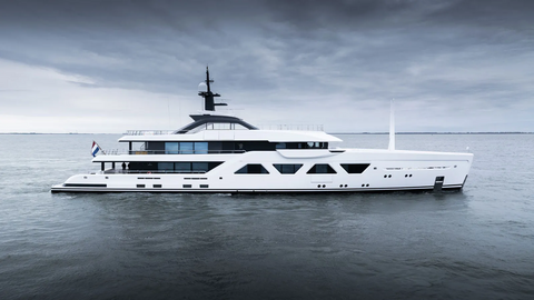 Damen Yachting тестирует седьмой корпус Amels 60 на воде