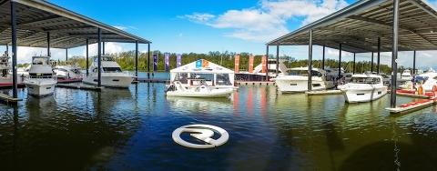 Подготовка к Riviera Festival of Boating
