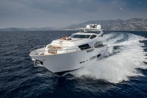 Шестой Sunseeker 95 в Лондоне