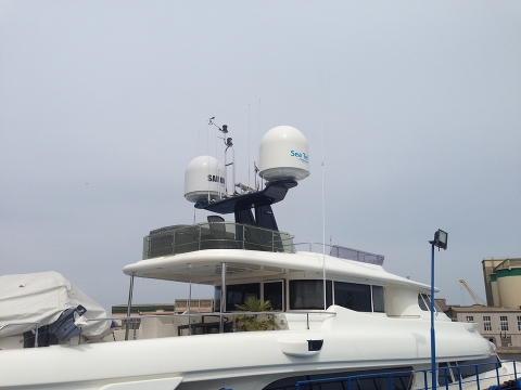 Sailor 600 VSAT от Cobham