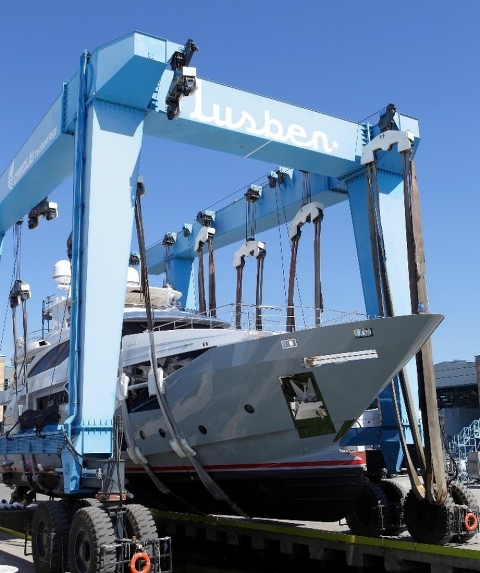 Суперяхта Lejos 3 от Benetti спущена на воду