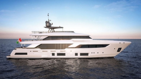 Третий корпус Custom Line Navetta 37: «Сделано в Анконе»