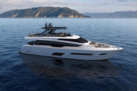 Спуск Ferretti Yachts 780