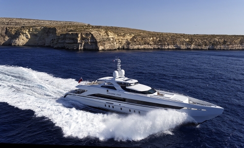 Heesen Yachts Amore Mio: любовь с первого взгляда