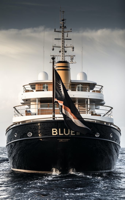 56-метровое исследовательское судно M/Y Blue II